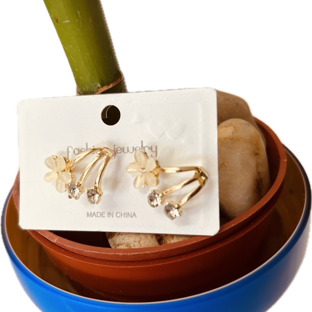 Elegant Gold Floral Flower Stud Ear Tops Ear Jackets Korean Fashion Earrings